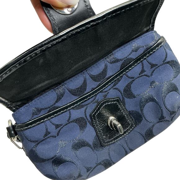 COACH Legacy Black/ Navy Blue Signature Canvas Leather Trims Wristlet #F44677 - Picture 4 of 11